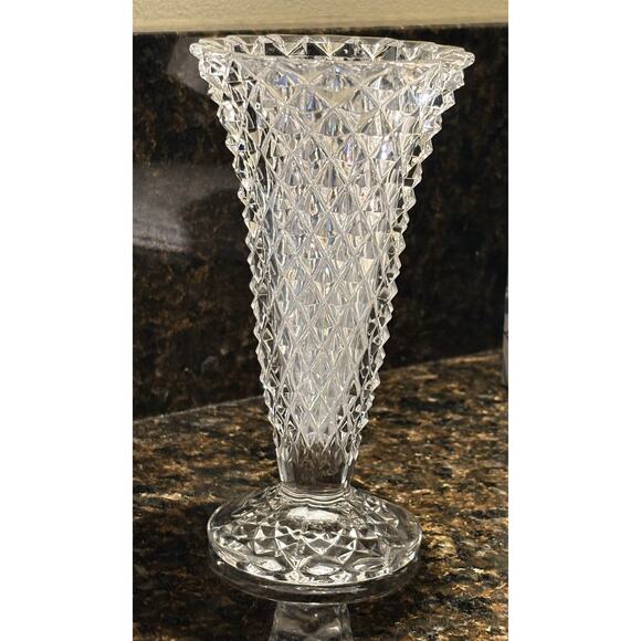 Vintage Diamond Point Trumpet Glass Vase 6.25" - Picture 1 of 14